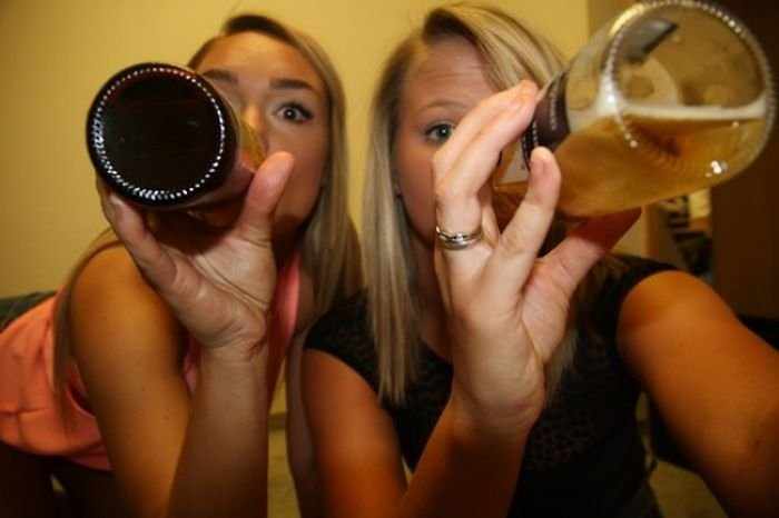 Девушки тоже любят пиво (44 фото)