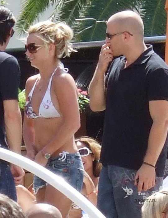 Britney Spears в бикини (5 фото)