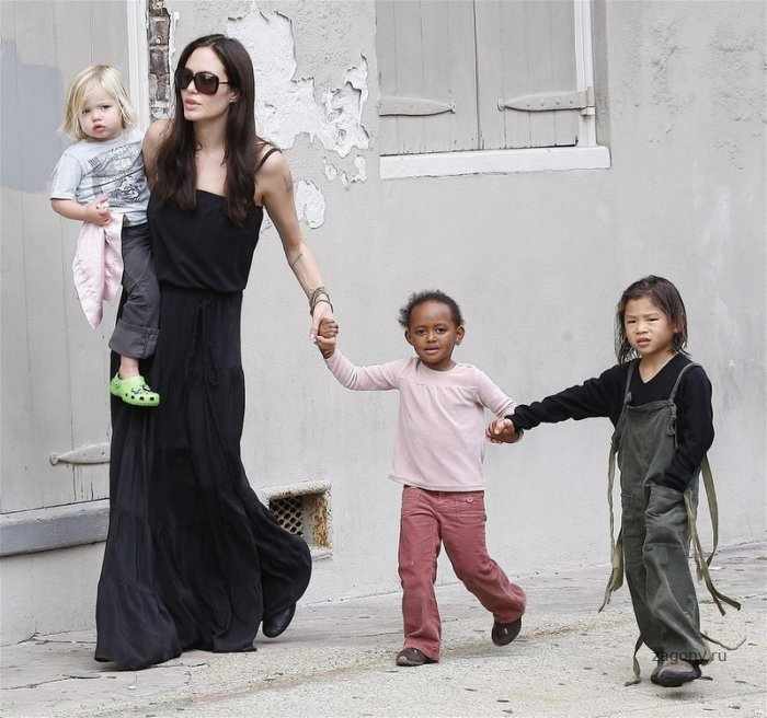 Анджелина Джоли (10 фото)