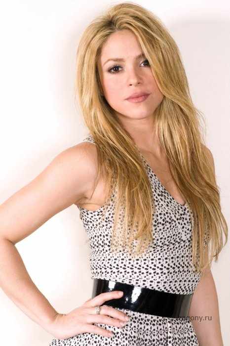 Shakira (10 фото)