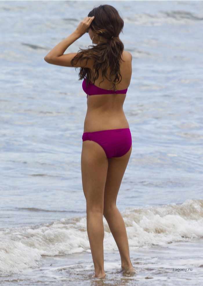 Selena Gomez (18 фото)